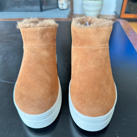 J Slides Platform Pull On Ankle Boots Suede Faux Fur Lining Tan 8M - Picture 1 of 13